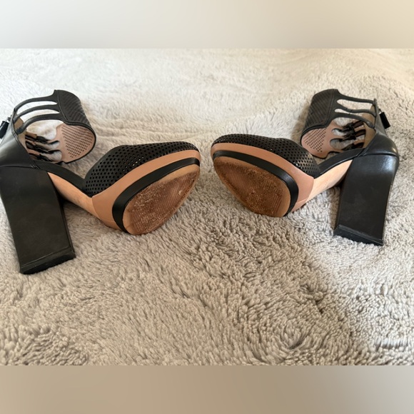 BCBGMAXAZRIA Runway Heels - Picture 7 of 12